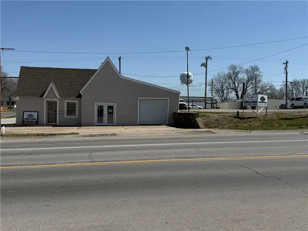 322 N Walnut ST, Cameron, MO 64429