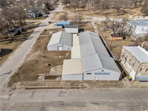 120 S 6th ST, Rich Hill, MO 64779