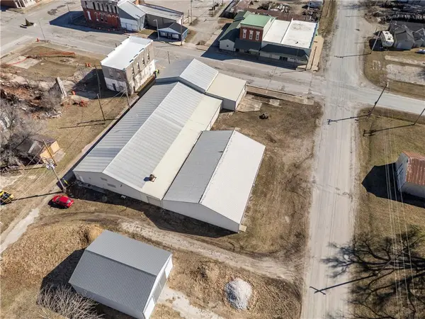 120 S 6th ST, Rich Hill, MO 64779