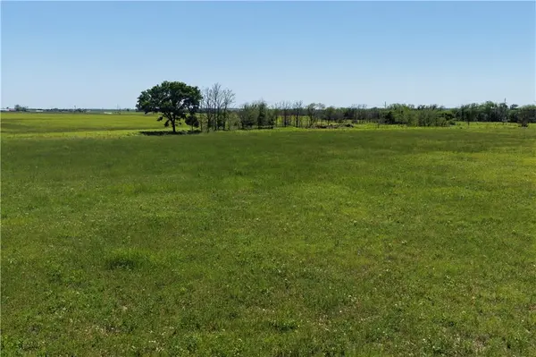 Road 25 RD, Longton, KS 67352