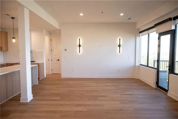 2940 Baltimore AVE #1502, Kansas City, MO 64108