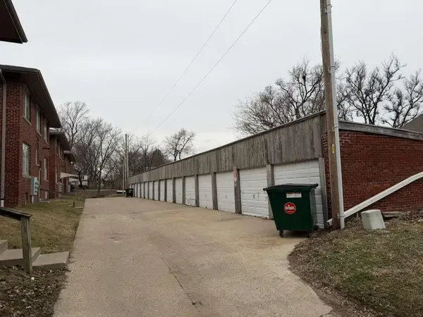 2511-2517 mitchell AVE, St Joseph, MO 64507