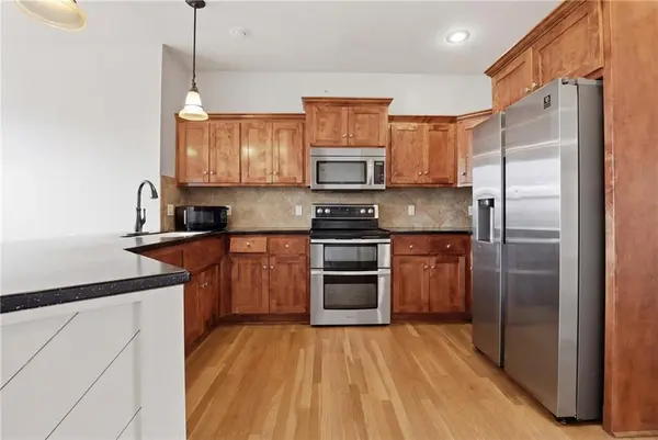 11104 Augusta DR, Kansas City, KS 66109