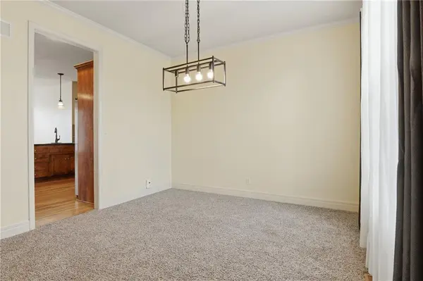 11104 Augusta DR, Kansas City, KS 66109