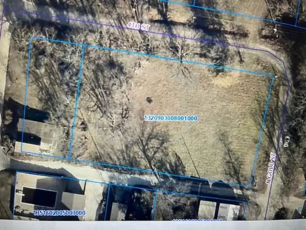 0000 Gold ST, Paola, KS 66071