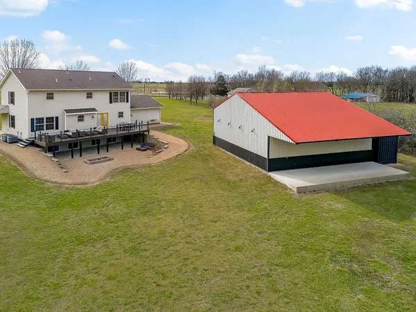 992 E 750 RD, Lawrence, KS 66047