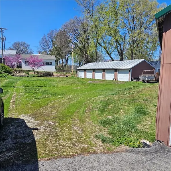 116 N 9th ST, Lexington, MO 64067