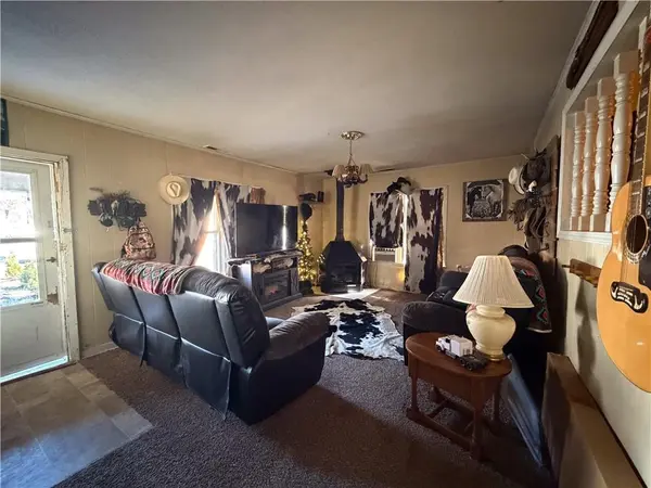604 E Franklin ST, Clinton, MO 64735