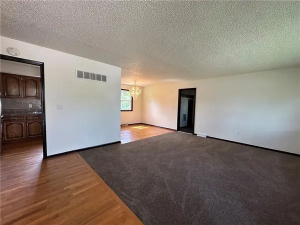 124 N 23rd ST, Lexington, MO 64067