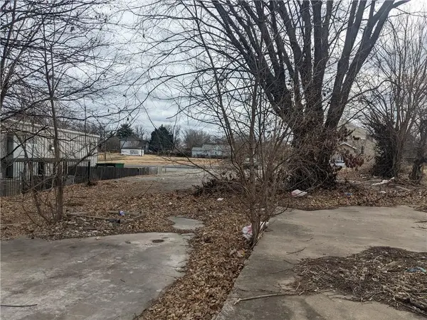 700 Prospect AVE, Kansas City, MO 64124