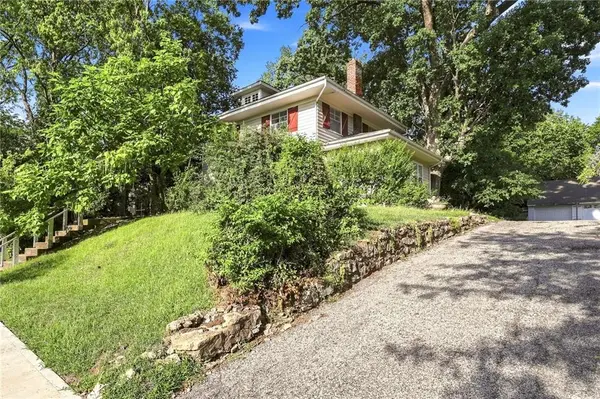 3413 W Coleman RD, Kansas City, MO 64111