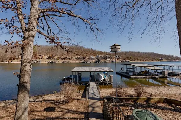 32445 Green Hills RD, Gravois Mills, MO 65037
