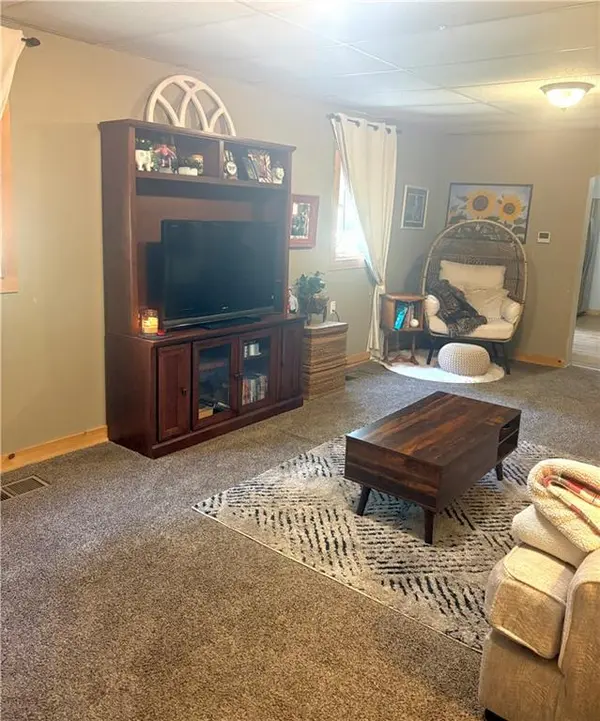 107 E 22nd ST, Pittsburg, KS 66762