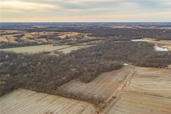 000 520th RD, Knob Noster, MO 65336