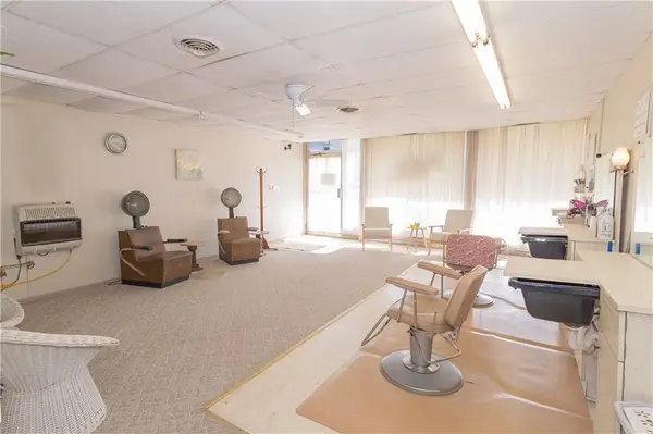 106 W Main ST, Cherryvale, KS 67335