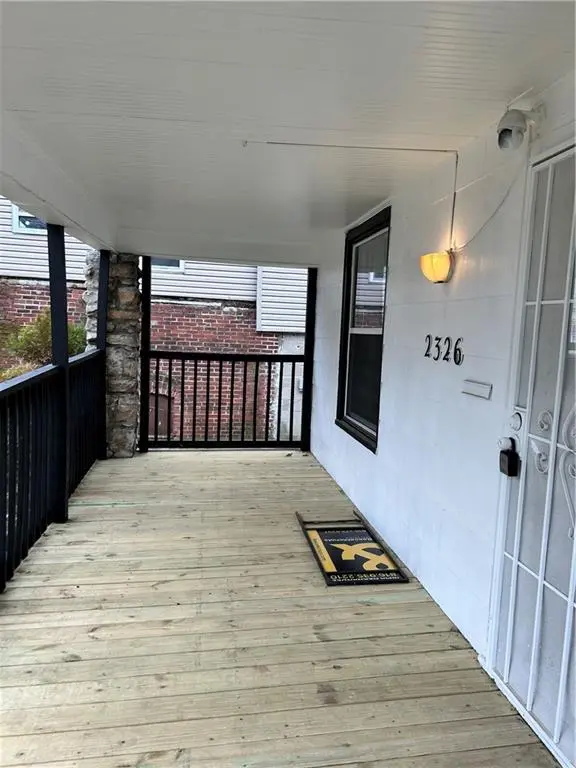 2326 Poplar AVE, Kansas City, MO 64127