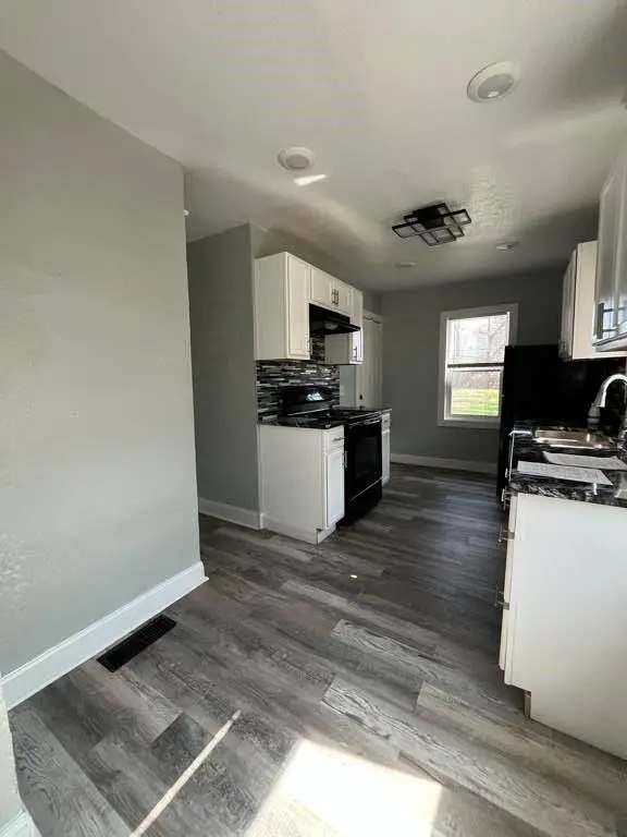 2617 Quincy AVE, Kansas City, MO 64127