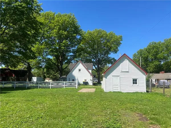4507 Blue Ridge BLVD, Kansas City, MO 64133