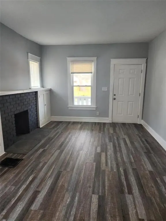 3505 E 34th ST, Kansas City, MO 64128