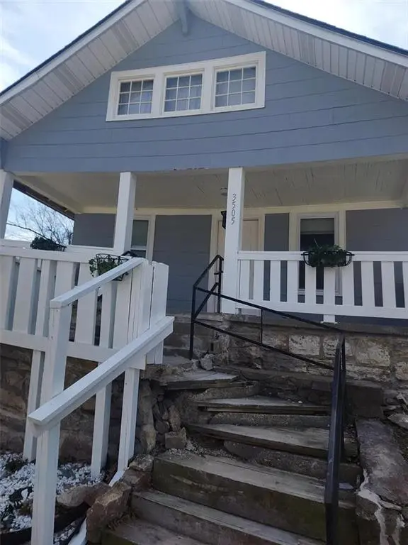 3505 E 34th ST, Kansas City, MO 64128