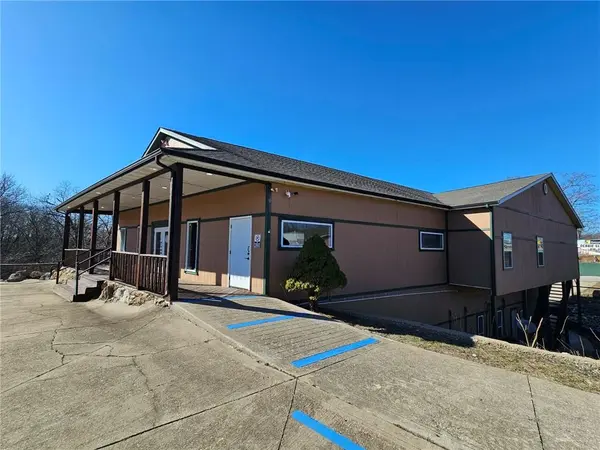 473 W HWY, Eldon, MO 64026