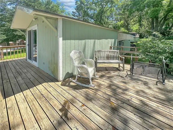 29822 McGinnis RD, Edwards, MO 65326