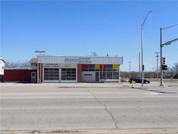 1649 S Main ST, Ottawa, KS 66067