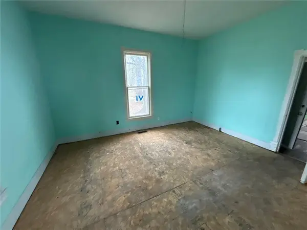 211 S 6th ST, Deepwater, MO 64740