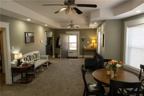 605 W 3rd ST, Pittsburg, KS 66762