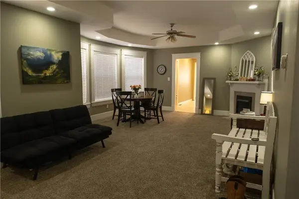 605 W 3rd ST, Pittsburg, KS 66762