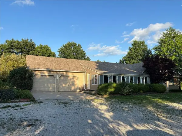 25595 Rockville RD, Louisburg, KS 66053