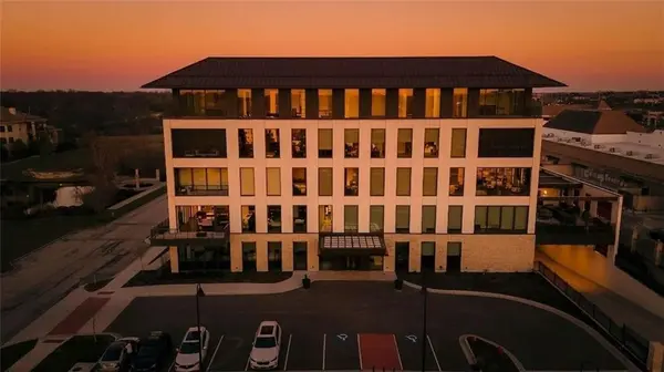 4951 W 134th ST #204, Leawood, KS 66209