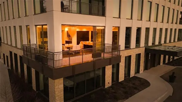 4951 W 134th ST #204, Leawood, KS 66209