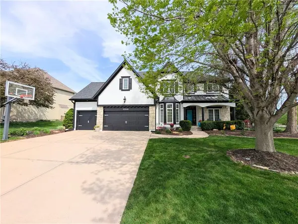 22218 W 57th ST, Shawnee, KS 66226