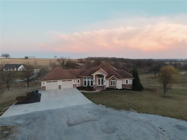 104 Hillcrest ST, Stanberry, MO 64489