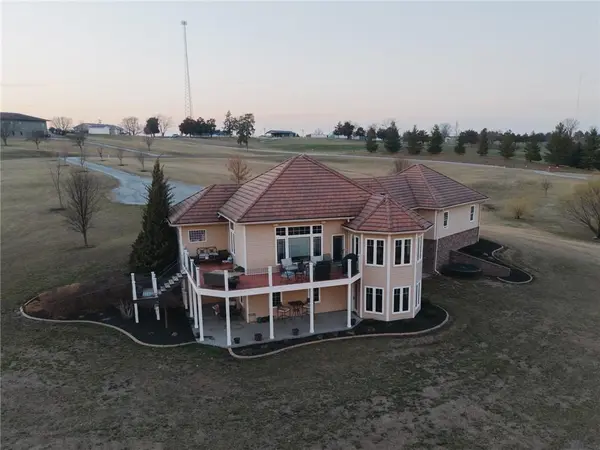 104 Hillcrest ST, Stanberry, MO 64489