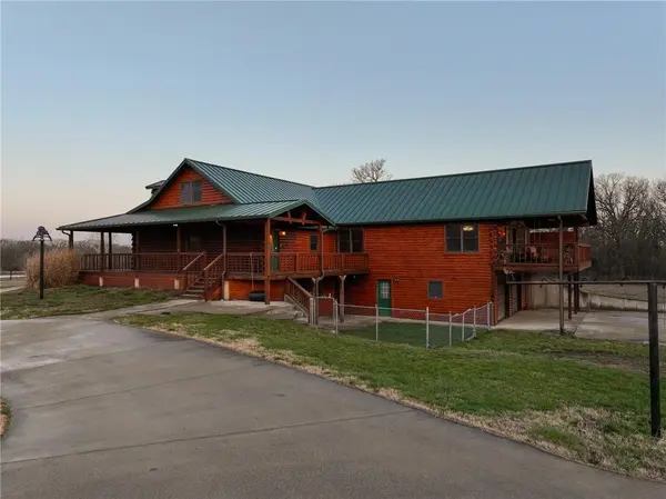 Aa HWY, Walker, MO 64750