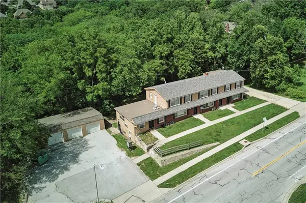 12712 W 51st ST, Shawnee, KS 66216