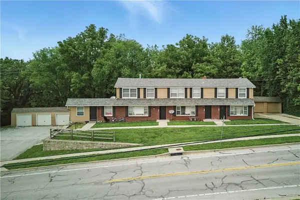 12712 W 51st ST, Shawnee, KS 66216