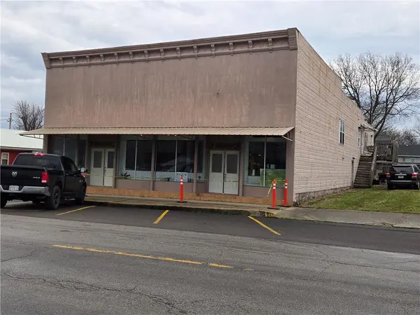 110 N main ST, Green Ridge, MO 65332