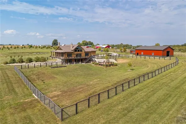 8806 NW State Route CC N/A, Hamilton, MO 64644