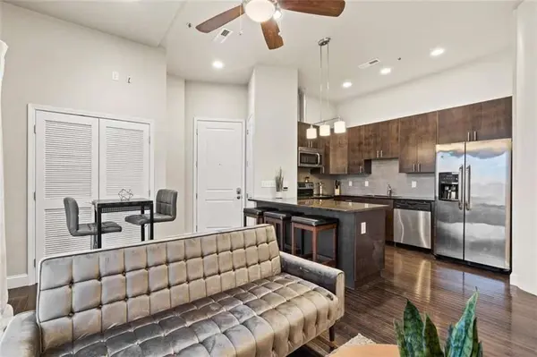 2940 Baltimore AVE #1001, Kansas City, MO 64108