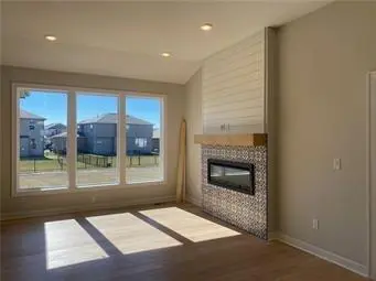 16481 S Penrose LN, Olathe, KS 66062