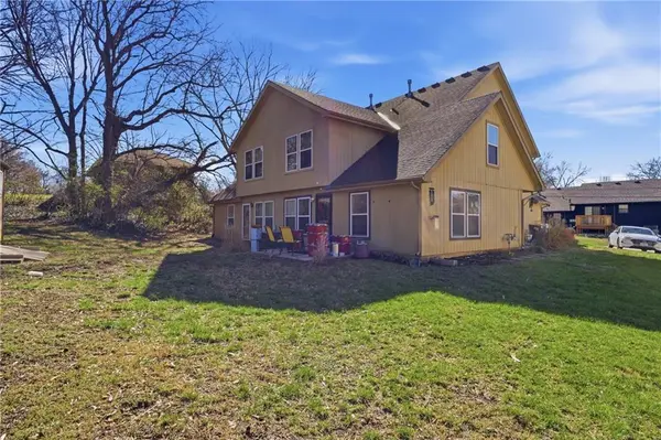 7621 E Bannister RD, Kansas City, MO 64134