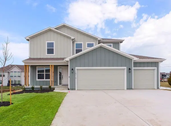 16495 S Elmridge ST, Olathe, KS 66062