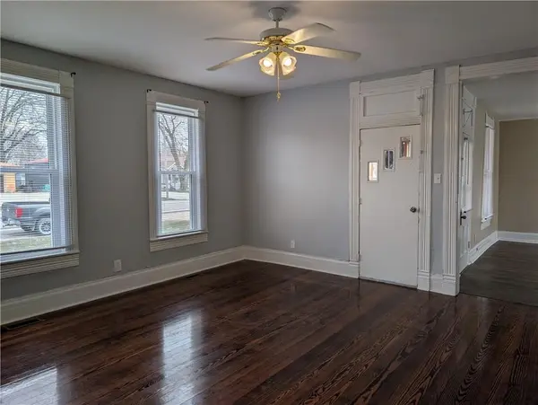 709 W Benton ST, Windsor, MO 65360