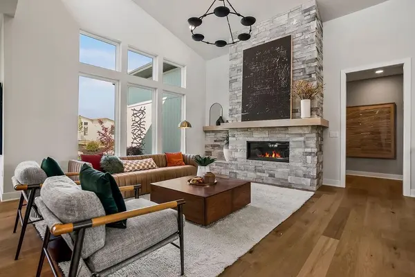 17628 High ST, Overland Park, KS 66085