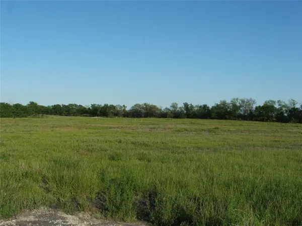 00000 Idaho RD, Humboldt, KS 66748
