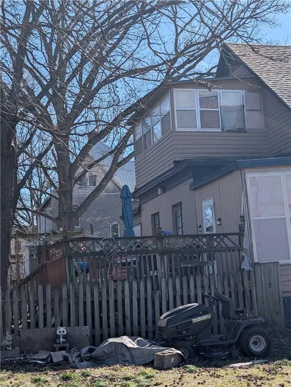 403 S Adams ST, Nevada, MO 64772