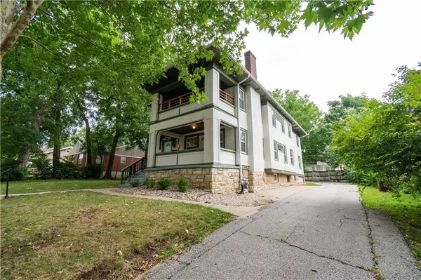 5331 Charlotte ST, Kansas City, MO 64110